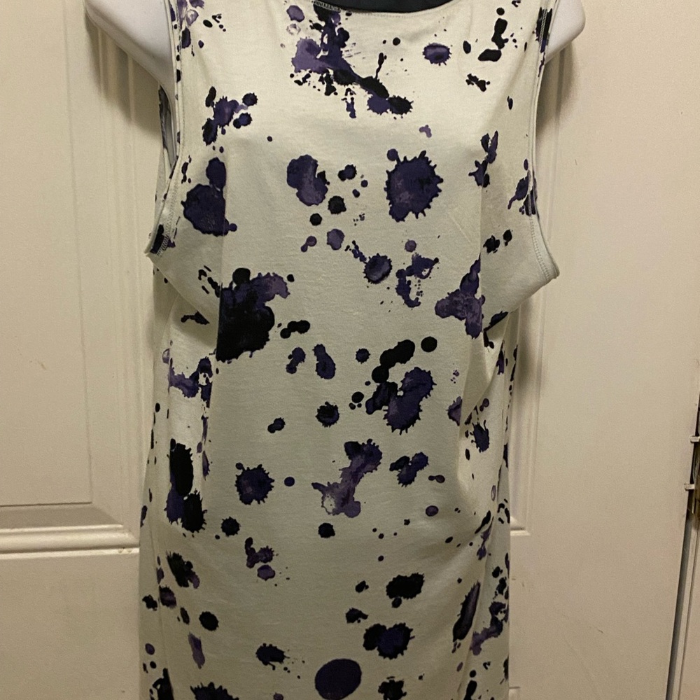 Flowered tank